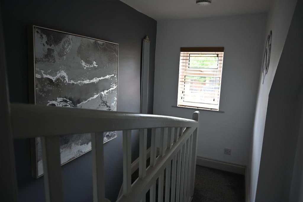 Gaia Villa Lichfield Ngoại thất bức ảnh